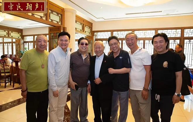 喜收新徒李金斗主持常宝丰等名家见证J9国际集团恭喜！相声大家于连仲(图3)